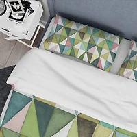 Designart 'Mixed Green Geometric Pattern II' Geometric Bedding Set