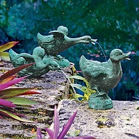 Design Toscano Lindell Pond Bronze Ducks Spitting Garden Statues Set