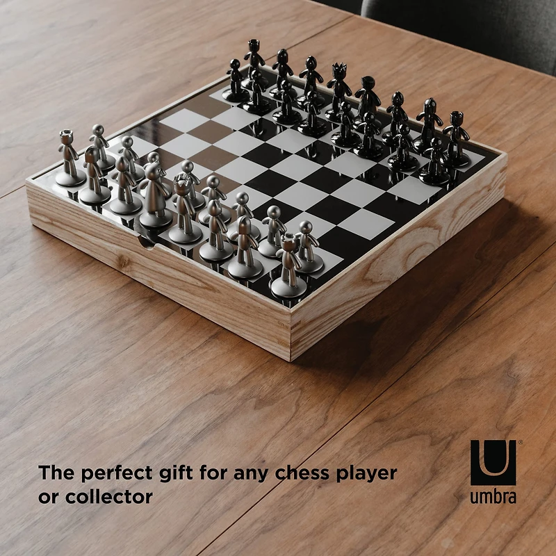 Umbra Natural Buddy Chess Set