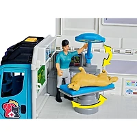 Dickie Toys Light & Sound Iveco Animal Rescue Playset