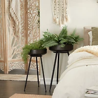 Set of 2" Black Metal Modern Planter, 20" x 20" x 20"