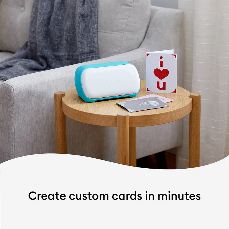Cricut Joy™ Ultra-Compact Smart Cutting Machine