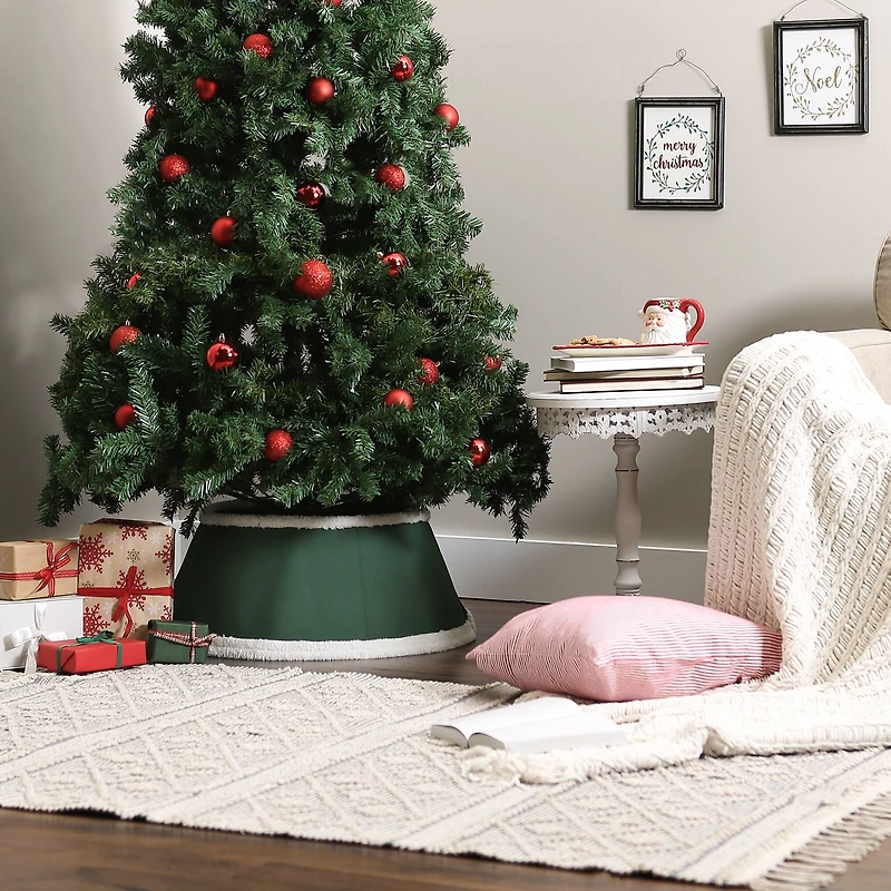 DII® Green Holiday Tree Collar