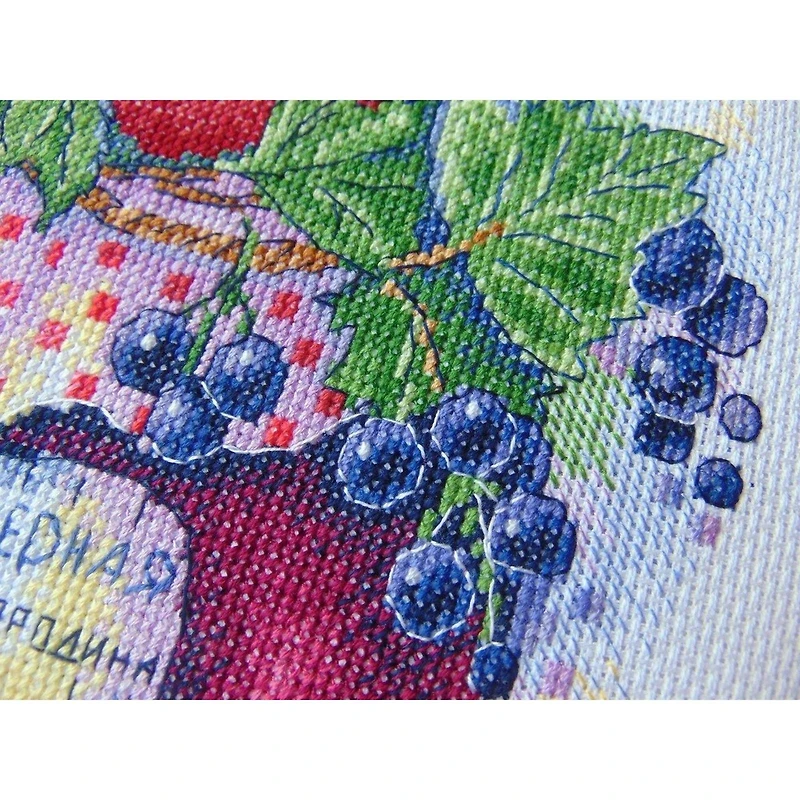 MP Studia Singing Currant Cross Stitch Kit