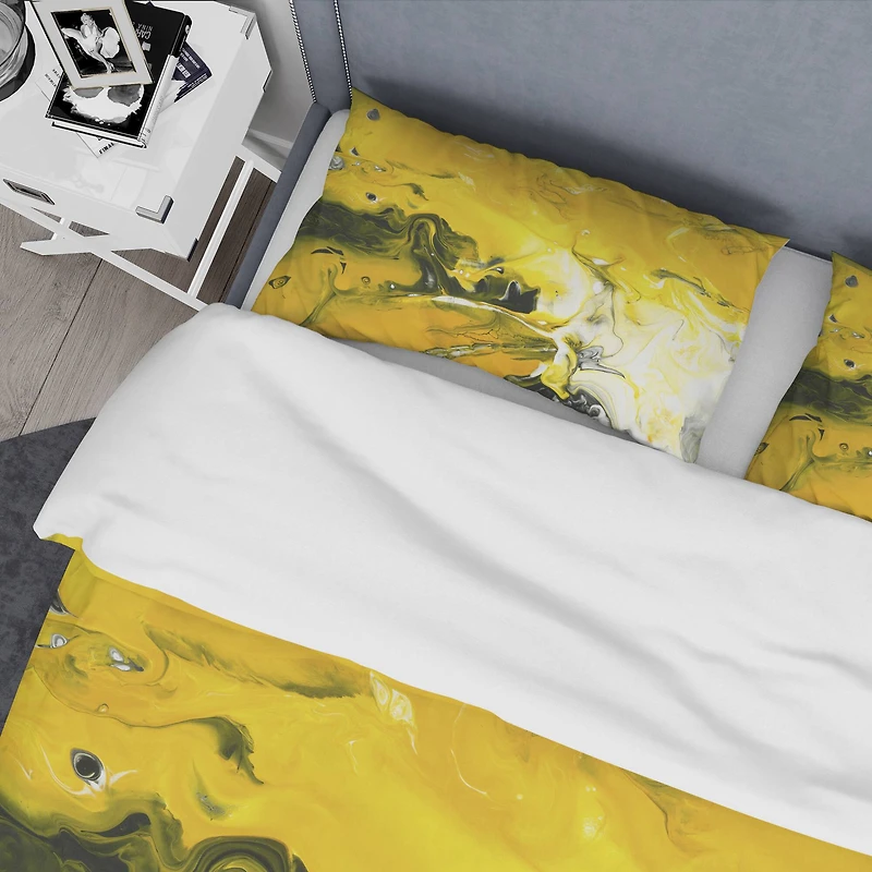 Designart 'Yellow Acrylic Marble' Modern & Contemporary Bedding Set