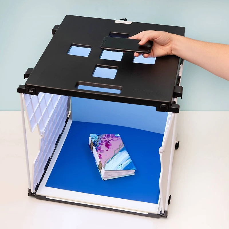 We R Memory Keepers® ShotBox Photo Studio Kit