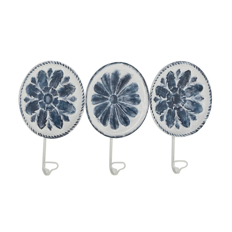 White Metal Farmhouse Wall Hook, 11" x 22" x 2"