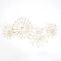Fetco Mambas White Floral Chain Metal Wall Art
