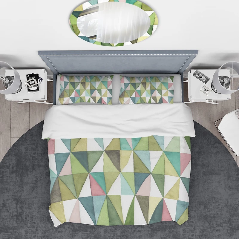 Designart 'Mixed Green Geometric Pattern II' Geometric Bedding Set