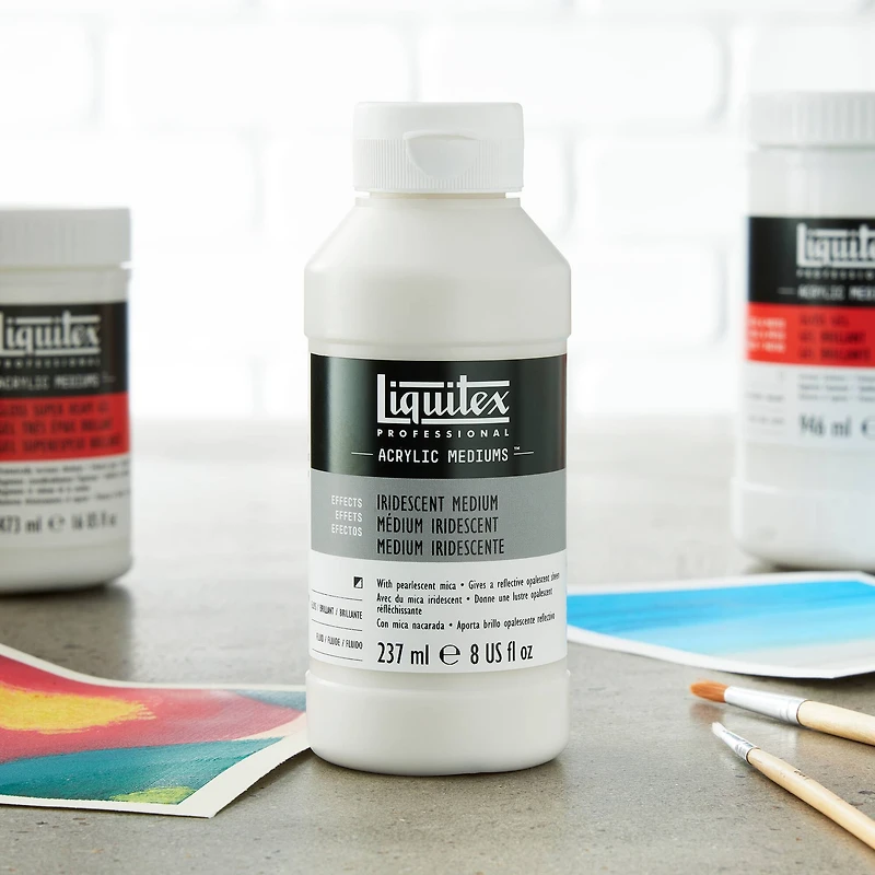 Liquitex® Iridescent Medium