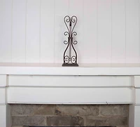 Village Lighting Elegant Adjustable Fireplace Mantle Wreath Hanger