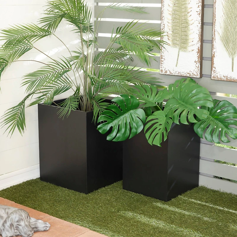 Black Modern Planter, Set of 2" 18", 14"