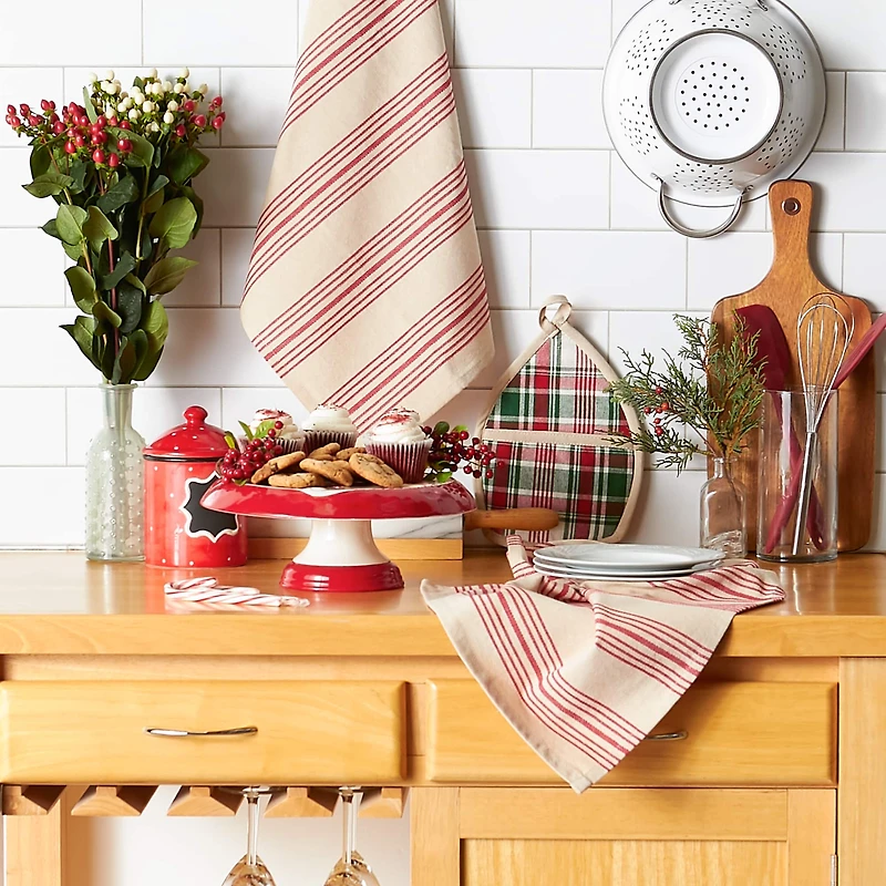 DII® Winter Gnome Potholder Gift Set