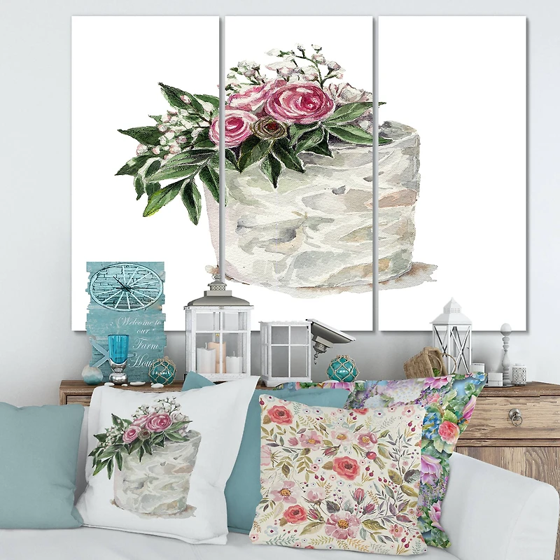 Designart - Pink Roses and White Flowers On Cake