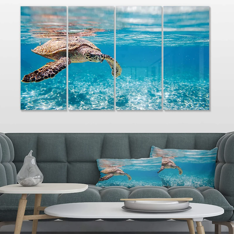 Designart - Large Hawksbill Sea Turtle