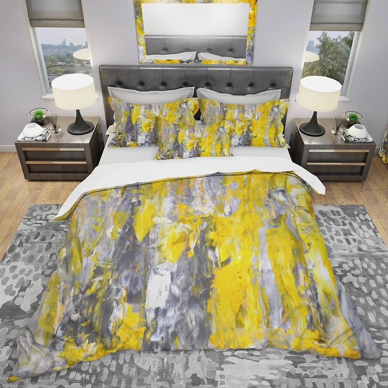 Designart 'Grey and Yellow Abstract Pattern' Modern & Contemporary Bedding Set