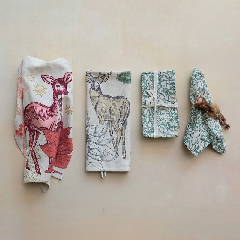 Hello Honey® 18" Natural & Green Botanicals & Gold Foil Napkins, 4ct.