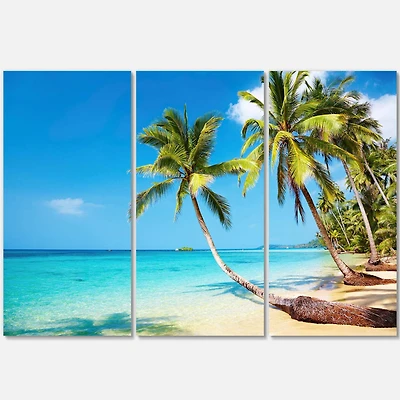 Designart - Tropical Beach