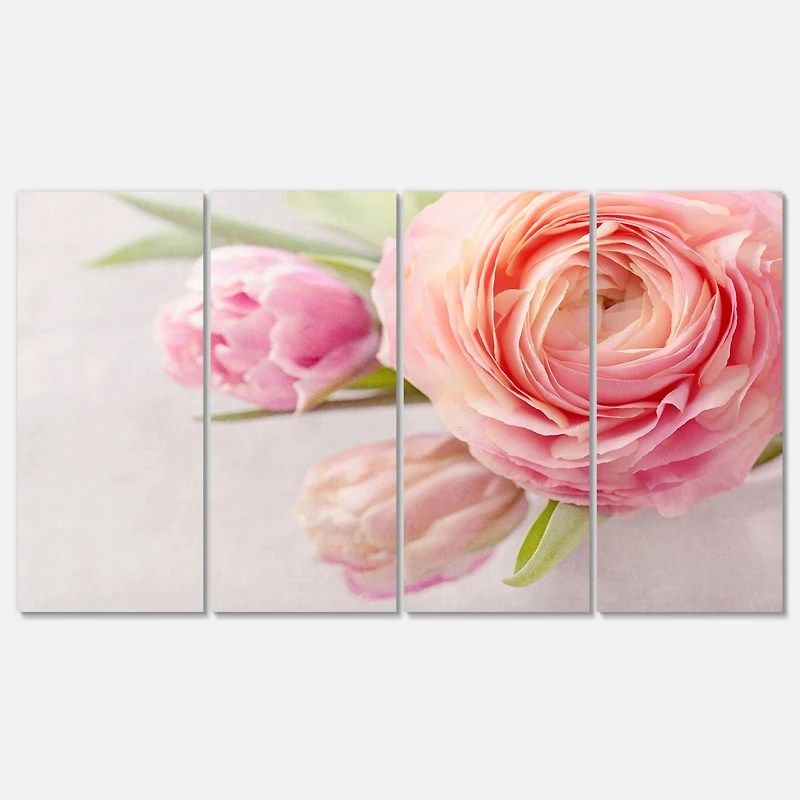 Designart - Full Bloom and Blooming Flowers