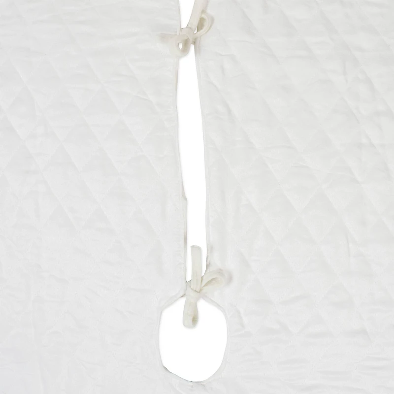 DII® Cream Diamond Quilted Holiday Tree Skirt