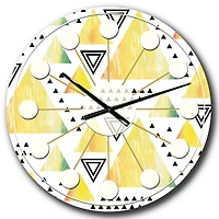 Designart 'Triangular Retro Design Iv Mid-Century Modern Wall Clock