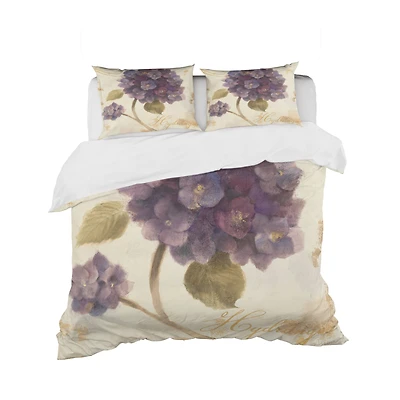 Designart 'Abundant Hydrangea Flower II' Cottage Bedding Set