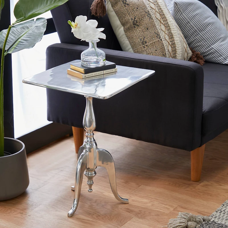16" Silver Traditional Accent Table