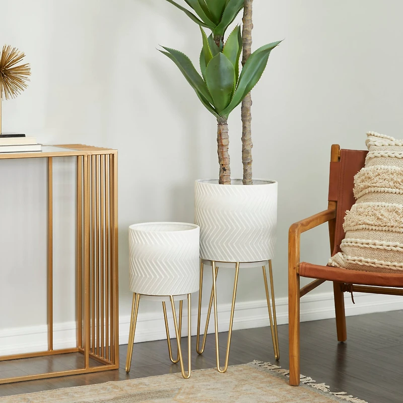 White Metal Modern Planter Set