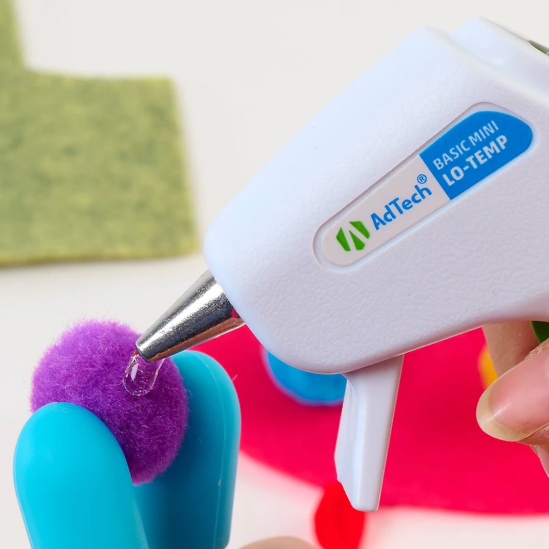 AdTech™ Artistick™ 4" Mini Hot Glue Sticks, 550ct.