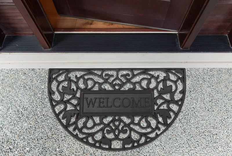 DII® Ivy Scroll Half Moon Welcome Rubber Doormat