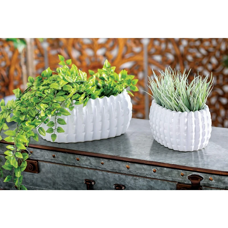 Set of 3 White Stoneware Traditional Planter, 9", 13", 17"