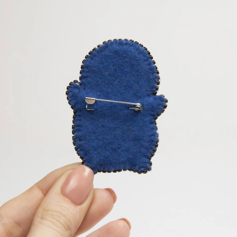 Crystal Art Beadwork Penguin Brooch Kit