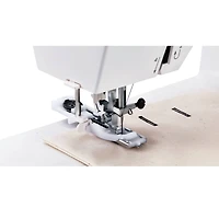 Janome 1522-DG 22-Stitch Mechanical Sewing Machine with Wide Sewing Bed