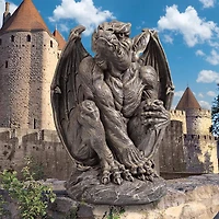 Design Toscano 24" Silas the Gargoyle Sentry Statue