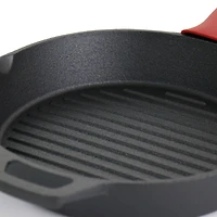 MegaChef Pre-Seasoned Cast Iron 6 Piece Set With Red Silicone Holders