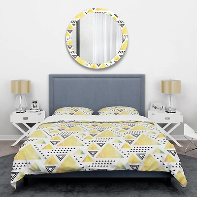 Designart 'Triangular Retro Design IV' Mid-Century Duvet Cover Set