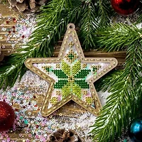 Wonderland Crafts Green & Gold Star Christmas Ornament Bead Embroidery Kit