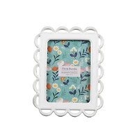 Flora Bunda 5" x 7" Scallop Edge Ceramic Photo Frame