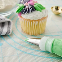 12 Pack: No.352 Leaf Decorating Tip by Celebrate It™