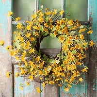 23" Yellow Daisy Wreath