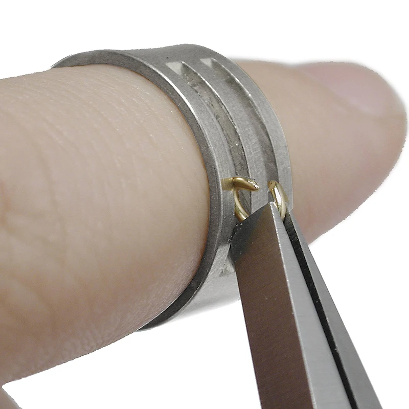 The Beadsmith® Jump Ring Opener