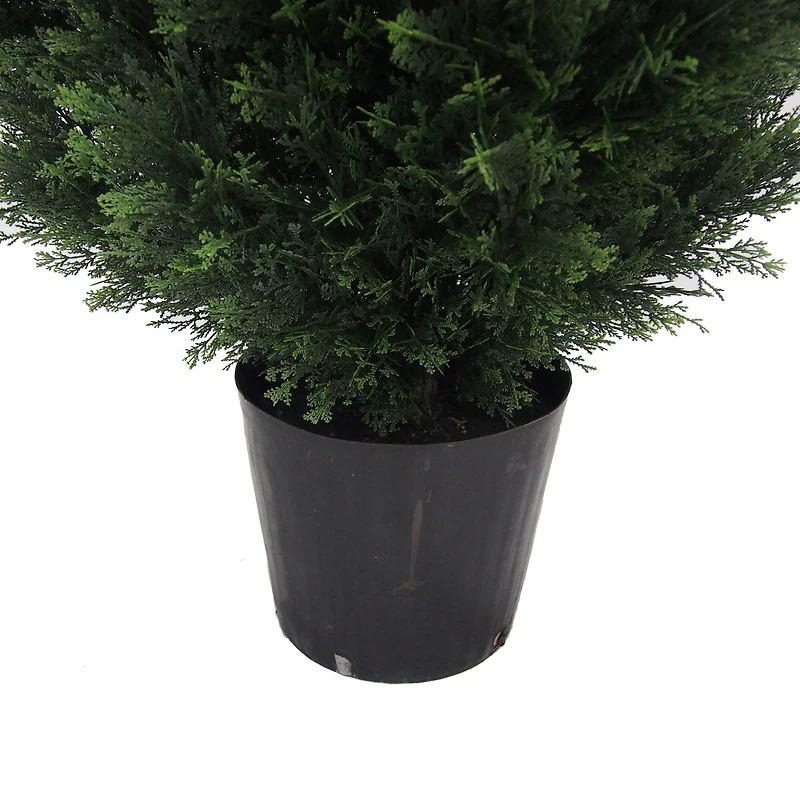 8ft. Potted Cedar Tree