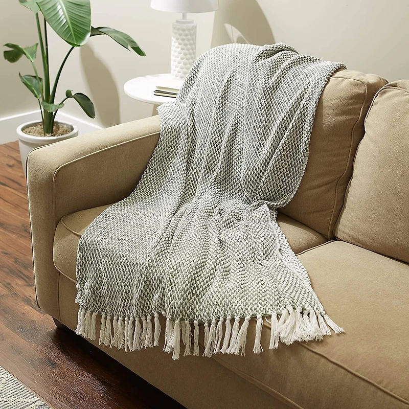 DII® Woven Throw