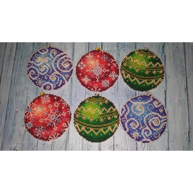 MP Studia Christmas Tree Ornament Plastic Canvas Counted Cross Stitch Kit