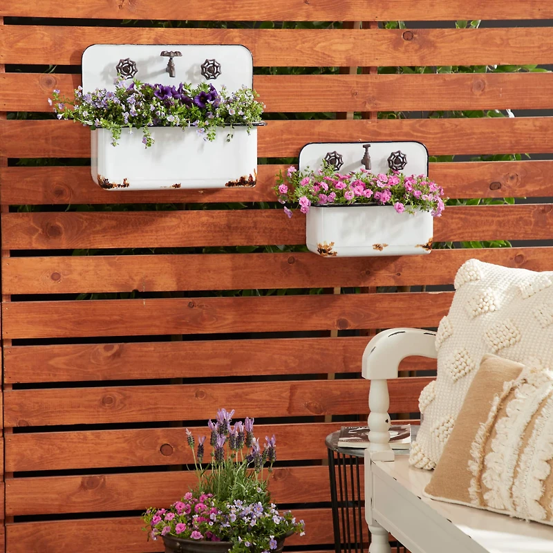 White Metal Wash Basin Planter Set