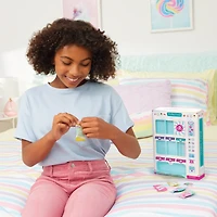 Make It Real™ Snackers Bracelet Kit Vending Machine