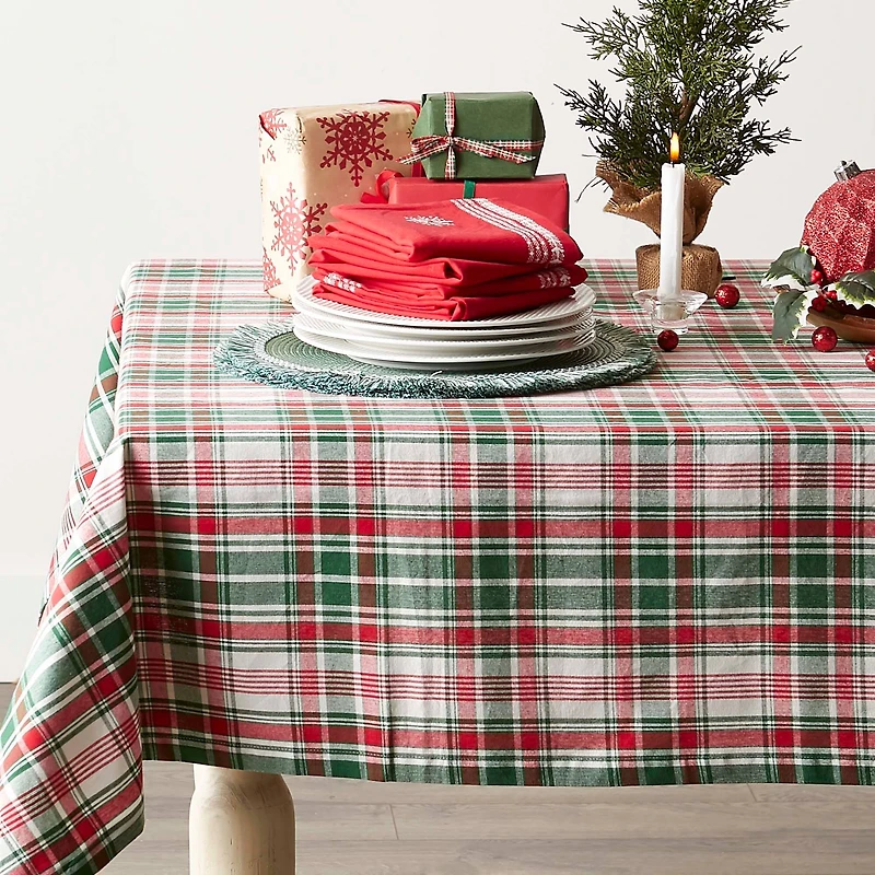DII® Yuletide Plaid Tablecloth