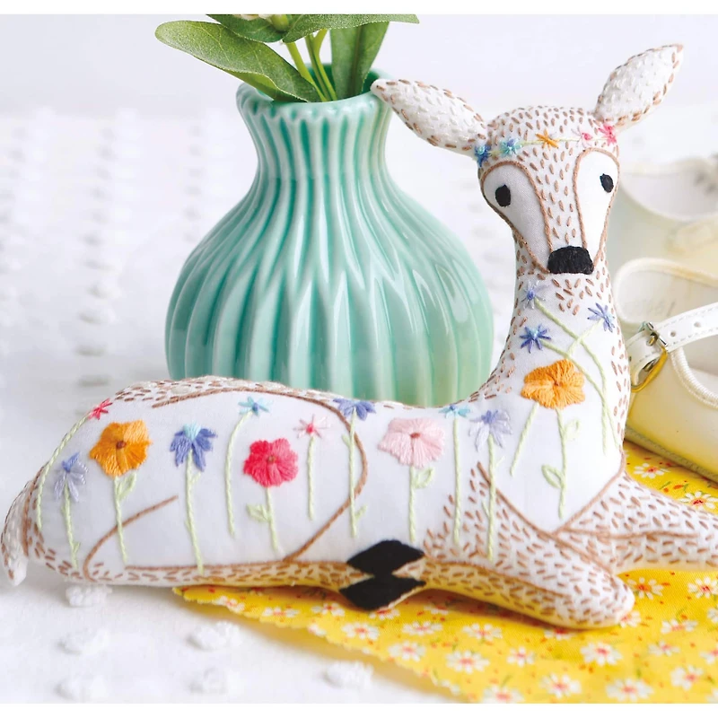 Leisure Arts® Stitchery Forest Friends Book