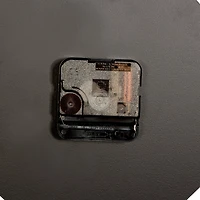 28" Black Metal Contemporary Wall Clock