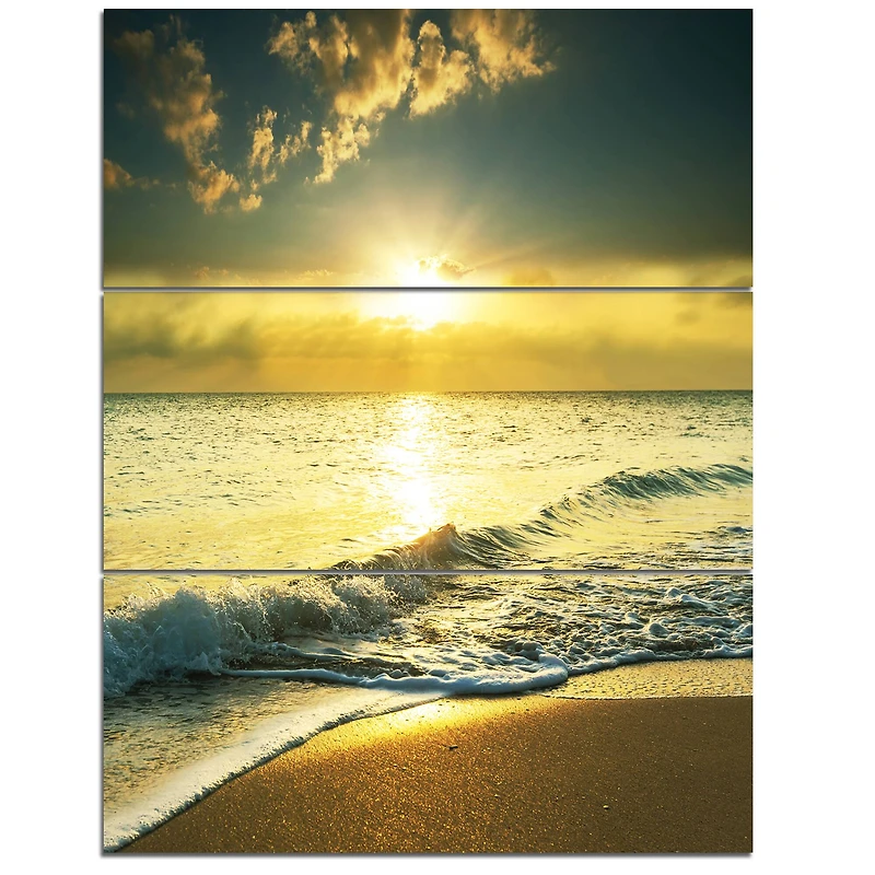 Designart - Yellow Sunlight over Crystal Waters